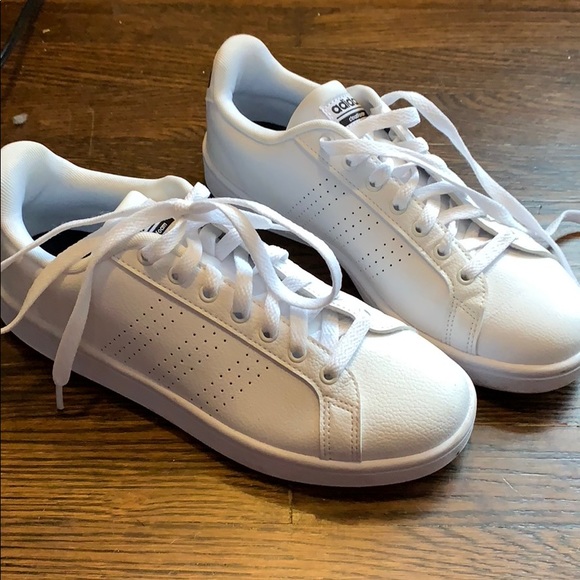 adidas Shoes - WORN ONCE- ADIDAS Cloud Foam Size 8.5 - White